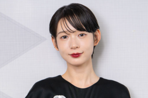 穂志もえか