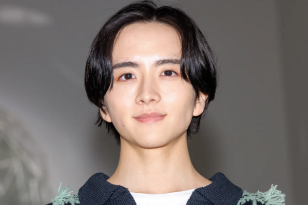 板垣李光人